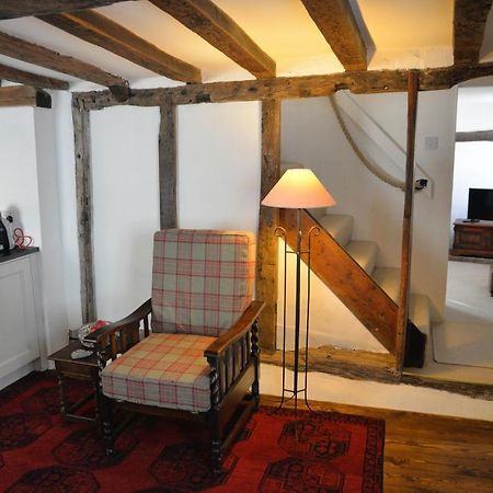 Tudor Cottage ساندويتش المظهر الخارجي الصورة